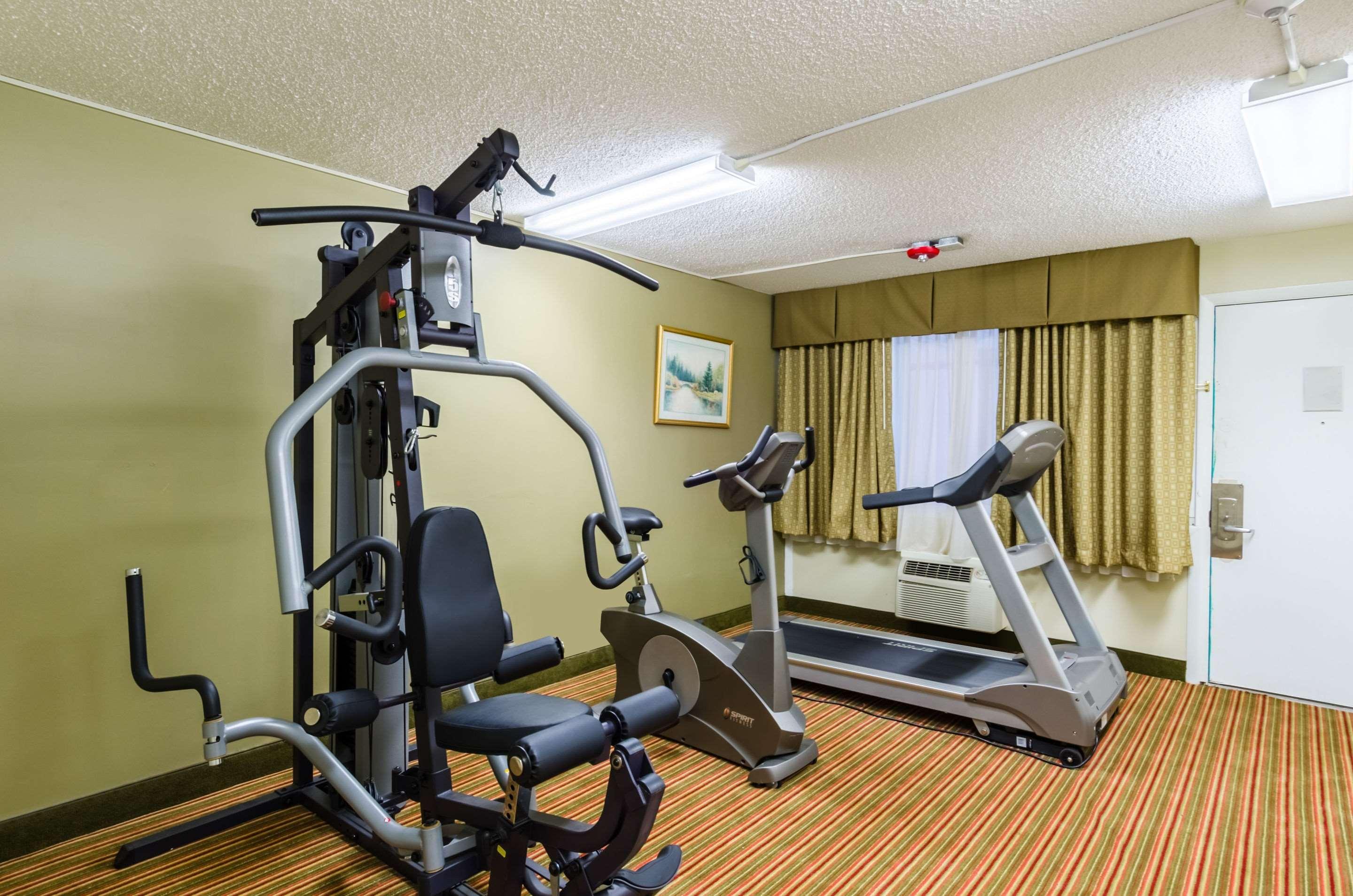 Fairbridge Inn Express Питсфилд Экстерьер фото